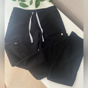 FIGS yola skinny scrub pant